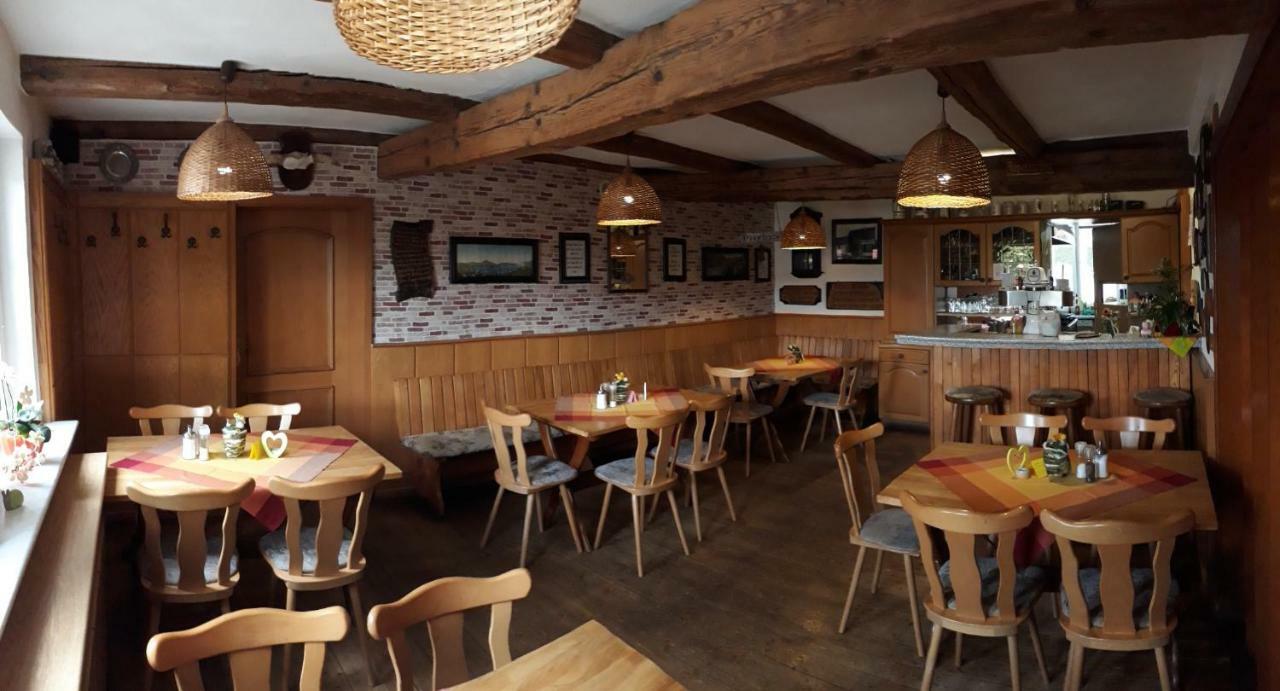 Gasthaus "Zur Linde" Harzgerode Exteriör bild